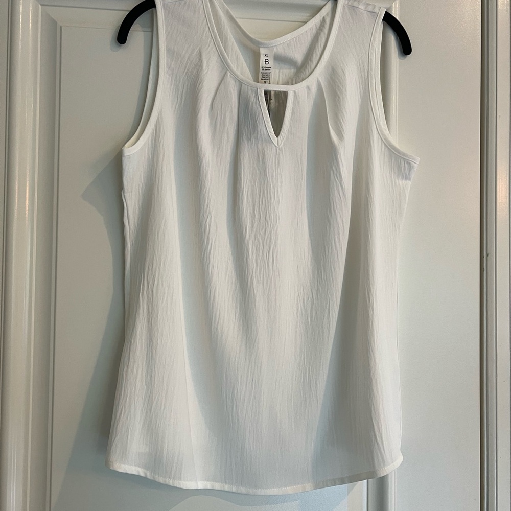Elegant White Sleeveless Top